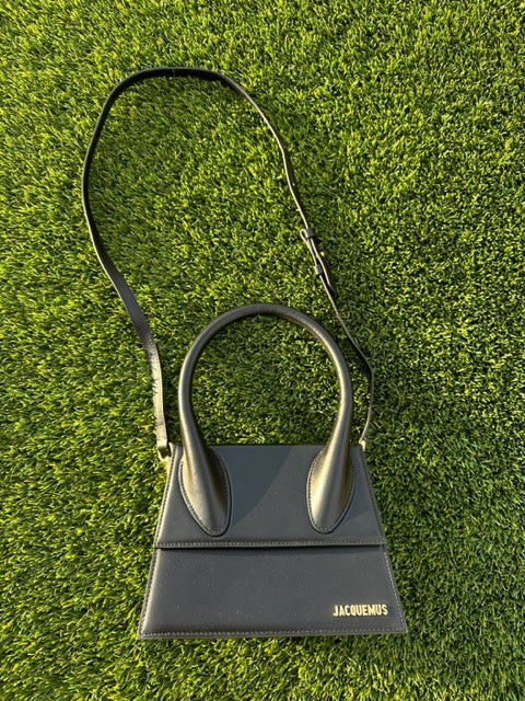 *Pre-Loved* JACQUEMUS Le Grand Chiquito tote bag