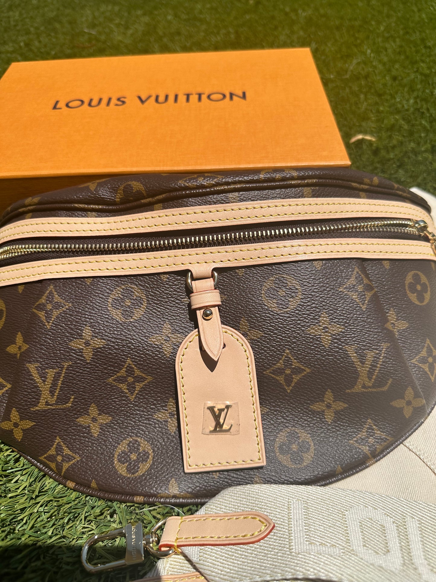 *NEW* Louis Vuitton High Rise Bum Bag