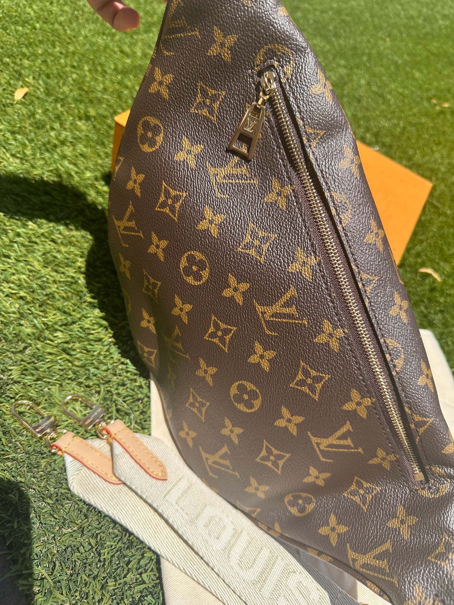 *NEW* Louis Vuitton High Rise Bum Bag